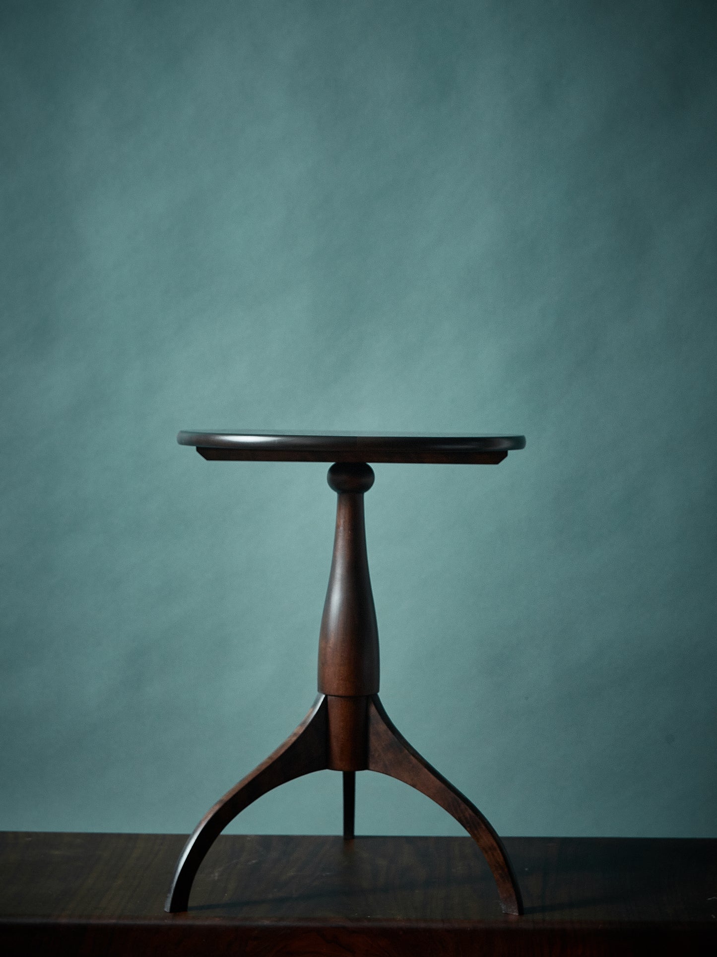 AGP Shaker Candle Stand